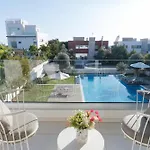 Villa Vivo Mare Beachfront - Emerald *