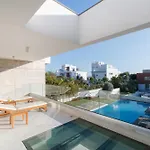 Vivo Mare Beachfront - Emerald *