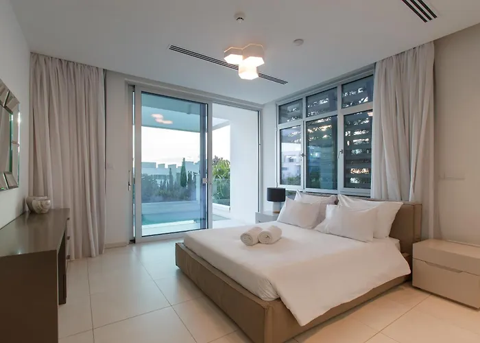 ヴィラ Vivo Mare Beachfront - Emerald