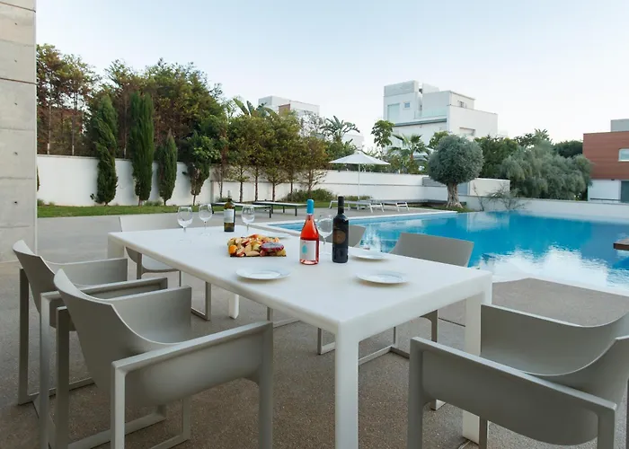 Vivo Mare Beachfront - Emerald *