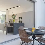 Vivo Mare Beachfront - Emerald 아이아 나파