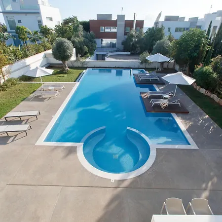 Villa Vivo Mare Beachfront - Emerald