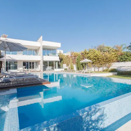 Villa Vivo Mare Beachfront - Emerald *