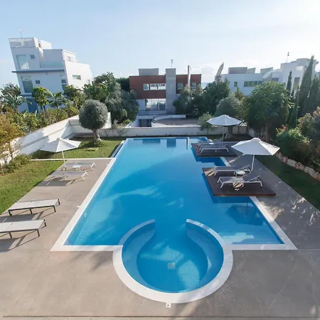 Villa Vivo Mare Beachfront - Emerald *