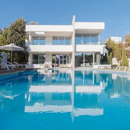 Vivo Mare Beachfront - Emerald