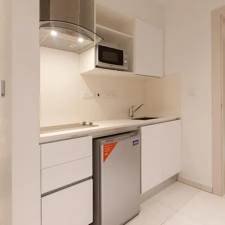 Vivo Mare Beachfront - Emerald