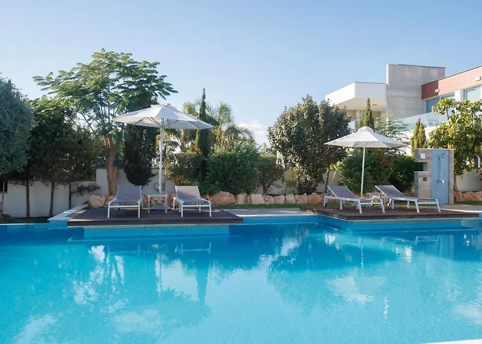 Villa Vivo Mare Beachfront - Emerald Ayia Napa