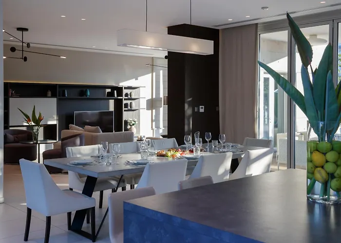 Vivo Mare Beachfront - Emerald Villa Ayia Napa