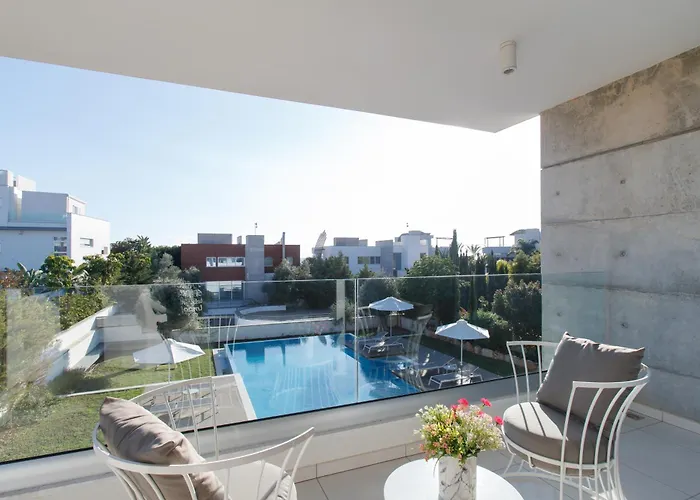 Vivo Mare Beachfront - Emerald * Ayia Napa