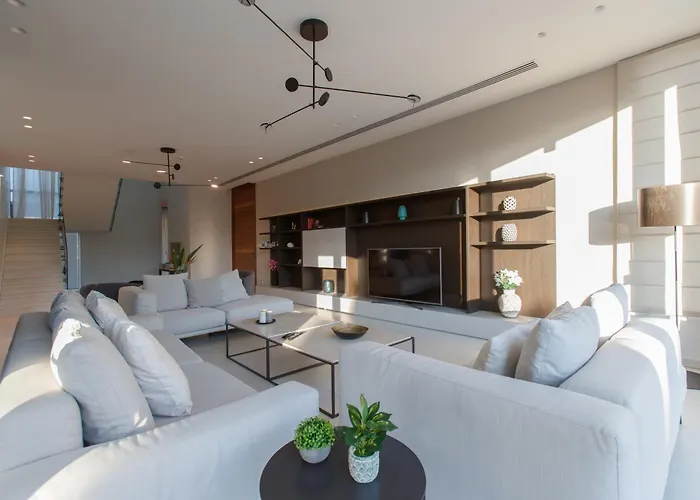 Vila Vivo Mare Beachfront - Emerald *